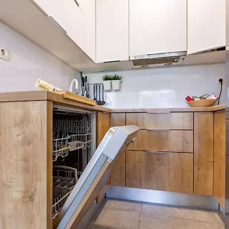 Apartamento Stone & Sun 2bdr With Balcony *