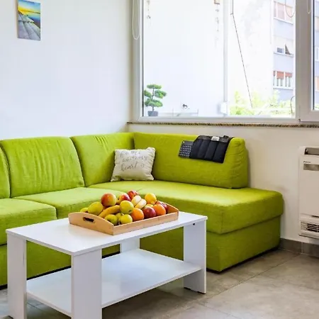 Stone & Sun 2bdr With Balcony Apartamento Zadar